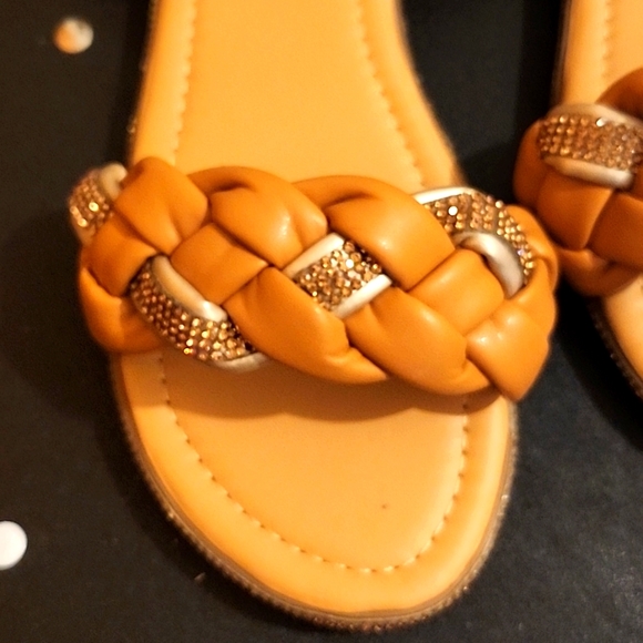Via Rosa sandals s - Picture 2 of 5